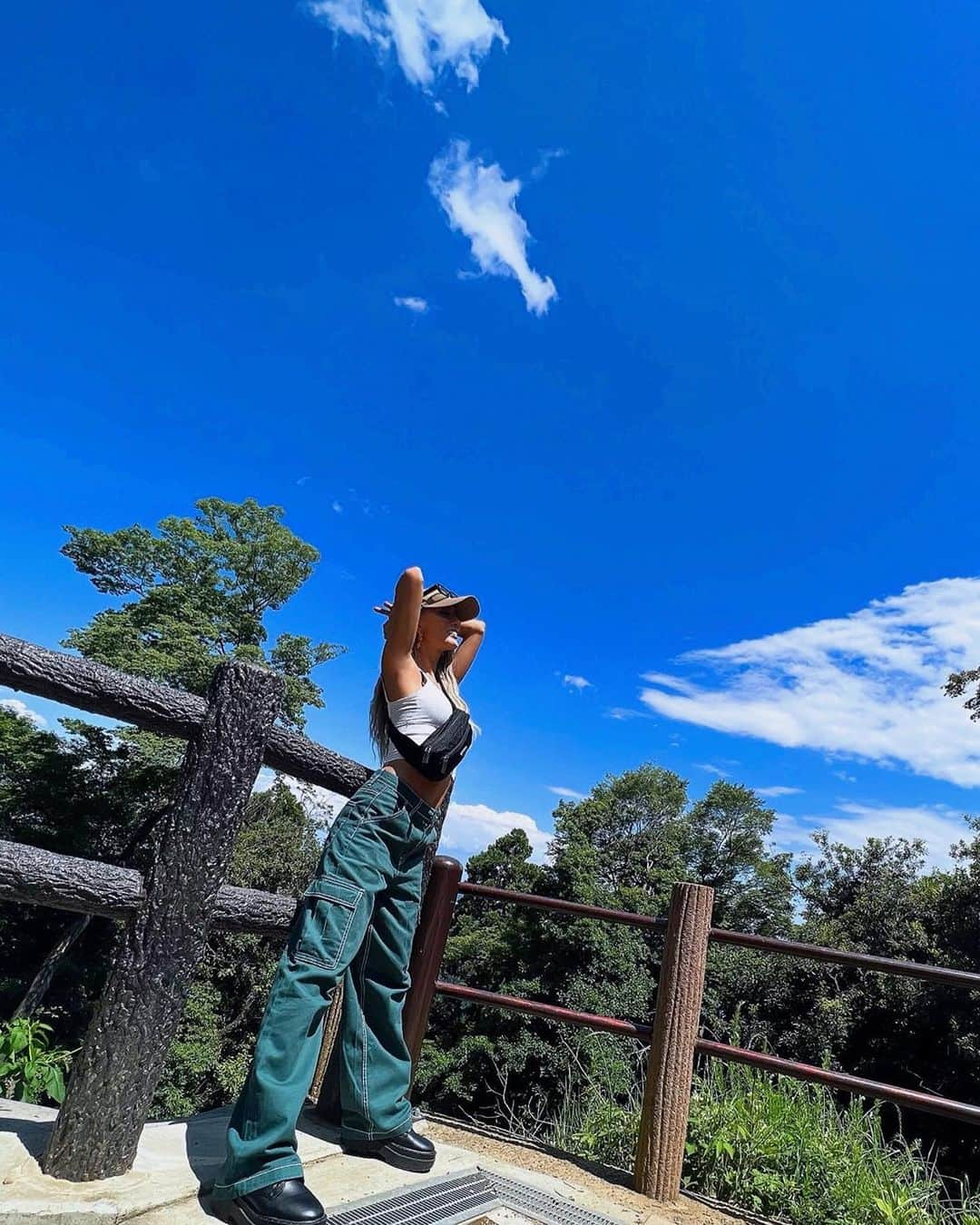 ゆん（並木優奈）のインスタグラム：「浄化されてきた♡  #高尾山」