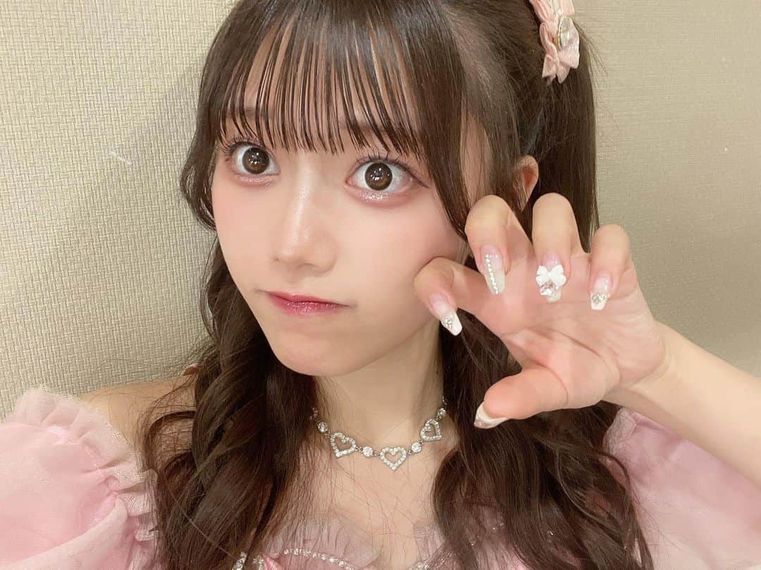 大場結女さんのインスタグラム写真 (大場結女Instagram)「今日ネイル新しくしてくる♡ インスタとかに載せてないネイルもあったんだ