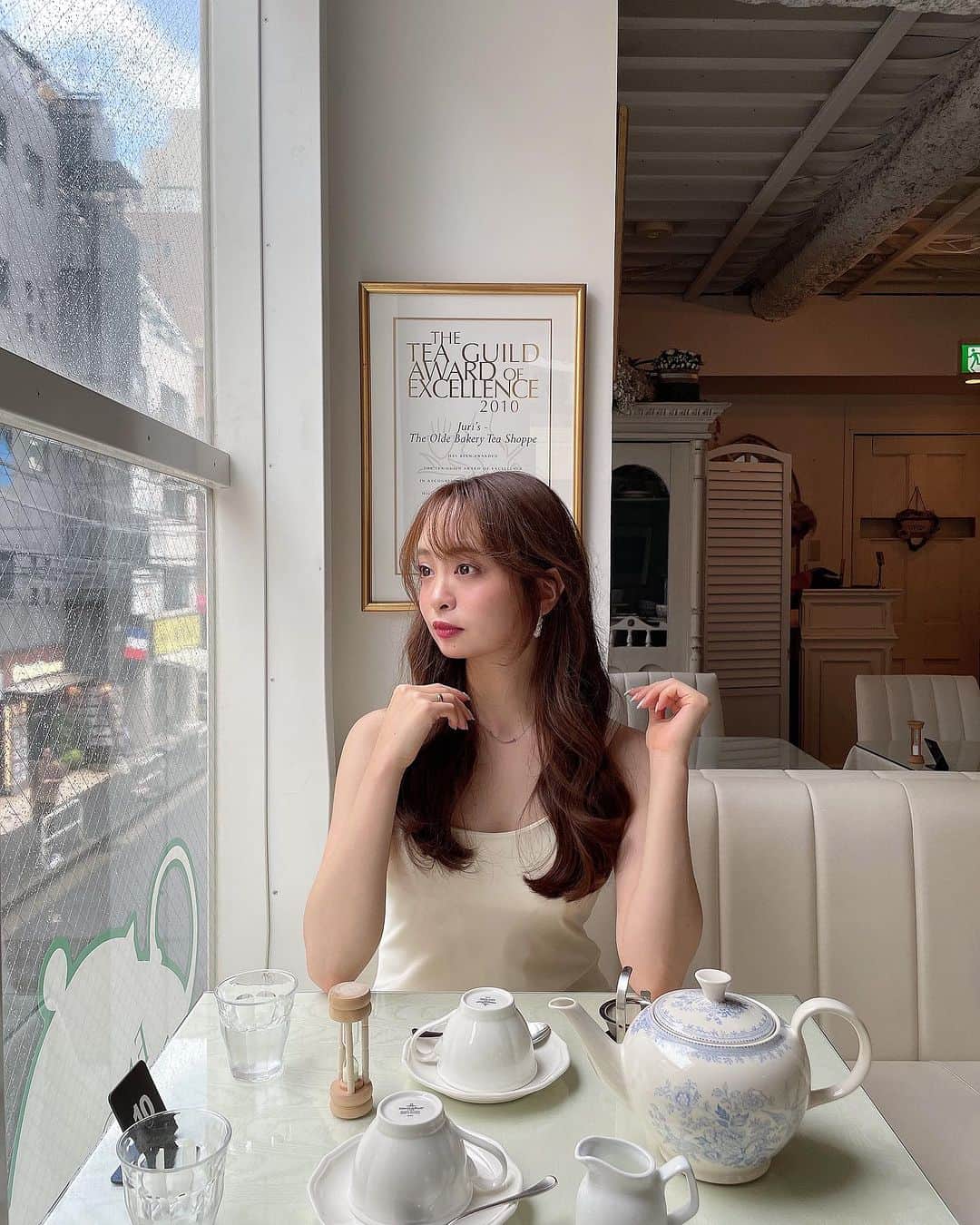 林佑香さんのインスタグラム写真 - (林佑香Instagram)「𓍯⸝⸝꙳ Juri's Tea Roomで☕️ オリジナルブレンドティーが びっくりするくらい おいしかった🩵🩵🩵  暑いから1枚でサラっと着られる ワンピースがお気に入り🤭  onepiece: annanmode  7/10オープンしたKOMINGの公式サイトは Kファッション、Kビューティーが そろってます🤭 韓国の人気商品を厳選して 販売しているサイトなので かわいいものが本当に多い🫶  https://koming.jp/   @koming.jp_official  #koming  #韓国ファッション #コーミング #ファッション」8月10日 19時54分 - yuuka.2828