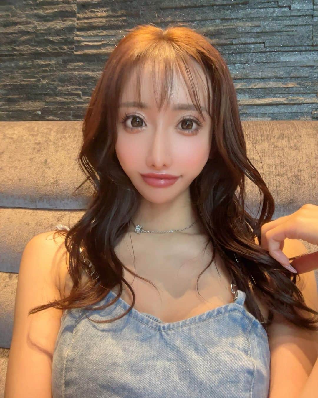 のインスタグラム：「✌️  #錦3#キャバクラ#キャバ嬢#GLAMOROUS#鳳まりあ#お酒飲めないキャバ嬢」