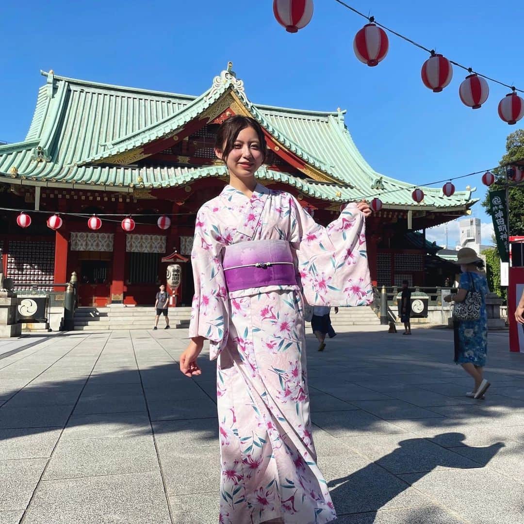 小山内鈴奈さんのインスタグラム写真 - (小山内鈴奈Instagram)「Live News it!にて アクティブ中継の代行をさせていただきました〜🌟  最近は、お祭りの取材が多くて いつもより夏を満喫できているように感じます。  そして、今年も浴衣を着ることができて ウキウキでございます😊  眩しすぎて目が開いておりませんが…。  明日のめざましテレビも よろしくお願いします！」8月10日 19時58分 - reina_osanai