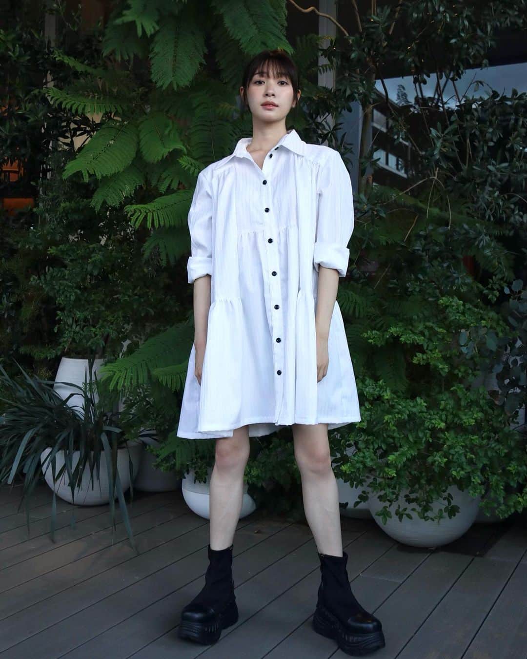 のインスタグラム：「早く秋服が着たいよ〜🍃 #くれはふく  one-piece by  @good_egg_98 Photo by mom」