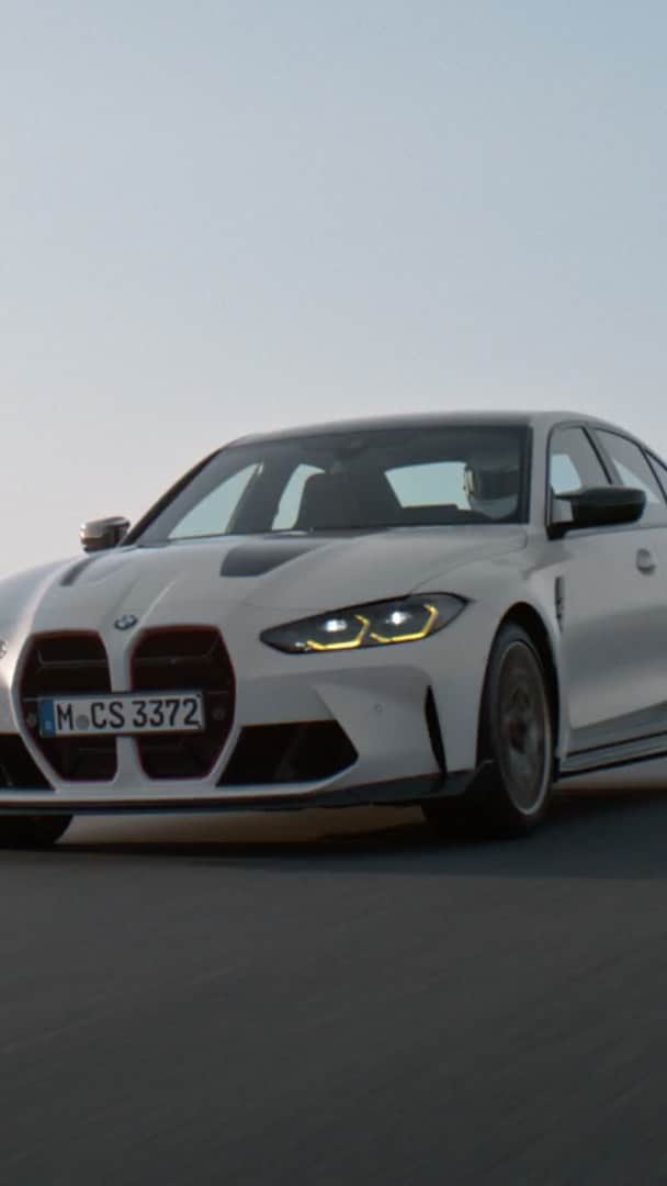 のインスタグラム：「จิตวิญญาณแห่งมอเตอร์สปอร์ตที่ BMW M ตั้งใจรังสรรค์เอาไว้ในทุกอณูของ THE NEW M3 CS และคุณสามารถสัมผัสได้ทันทีตั้งแต่ครั้งแรกที่กดปุ่มสตาร์ตเครื่องยนต์ กับพละกำลัง 551 แรงม้า ที่จะพาคุณพุ่งทะยานจาก 0-100  กิโลเมตรต่อชั่วโมงภายใน 3.4 วินาที พร้อมตกแต่งภายนอกและภายในด้วยวัสดุคาร์บอนไฟเบอร์น้ำหนักเบาที่ช่วยให้เรื่องของอากาศพลศาสตร์และความสปอร์ตเต็มพิกัดยิ่งกว่าใคร  #BMW #BMWTH #JOYisBMW #สุนทรียภาพแห่งการขับขี่ #THEM3」