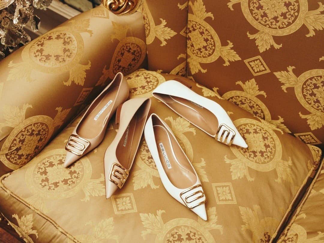 PELLICO Japan Officialのインスタグラム：「New Color “Due ANELLI”  日常を特別なものへと導く上質なシューズで 秋の装いを楽しんで。  #pellico #italy #shoes」