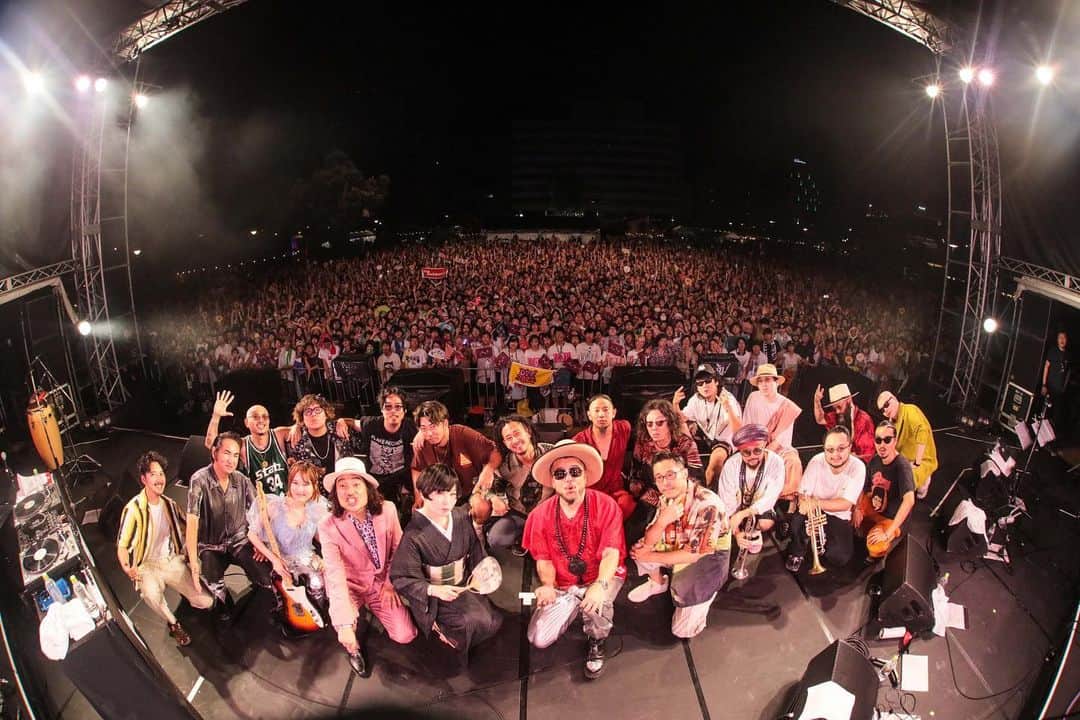 田島貴男のインスタグラム：「One Park Fes 2023にて。 Special Bandは、ほんとにスペシャルでしたね🪐 Photo By Kazuki Watanabe #oneparkfestival」