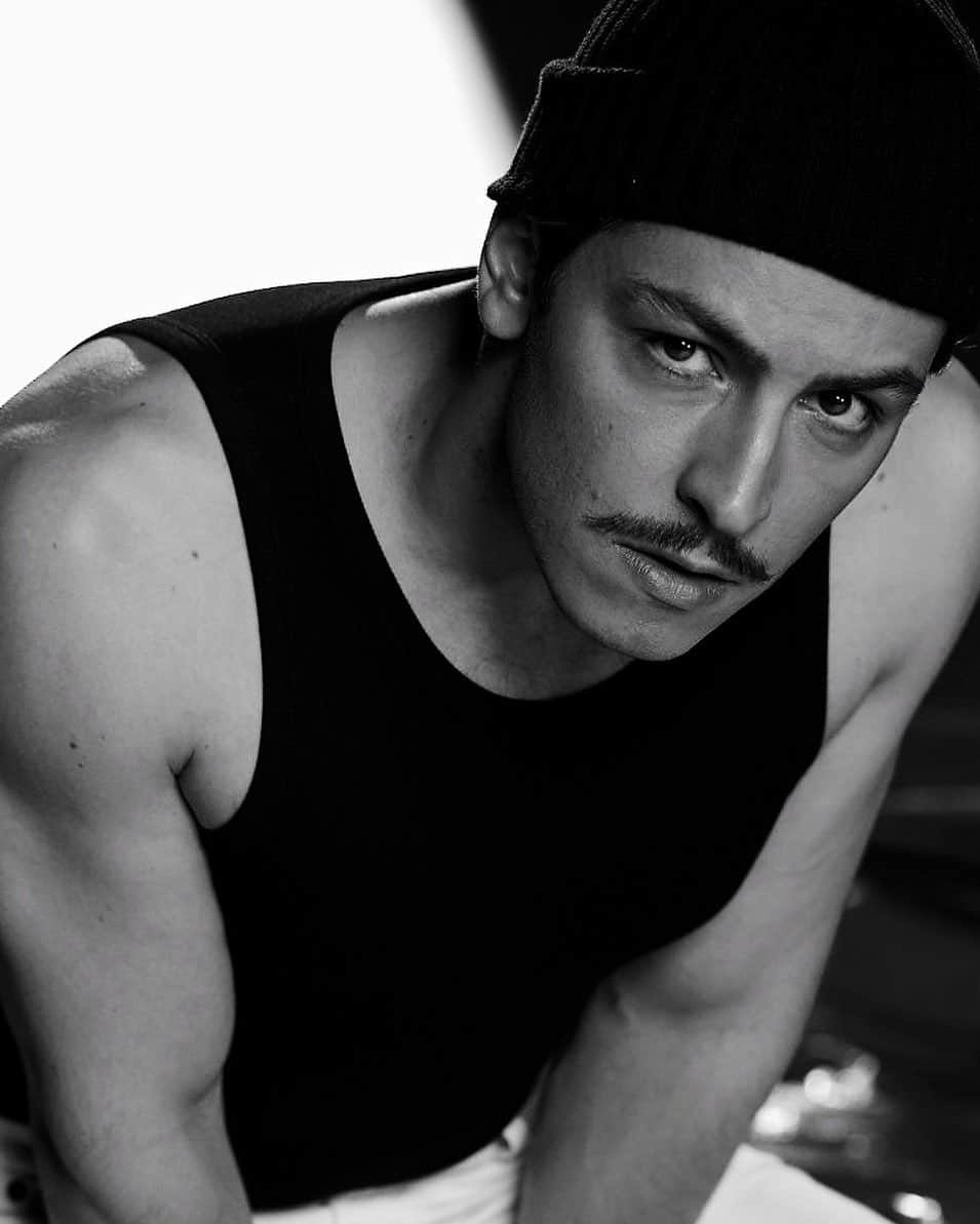 Boran Kuzumのインスタグラム：「reset.」