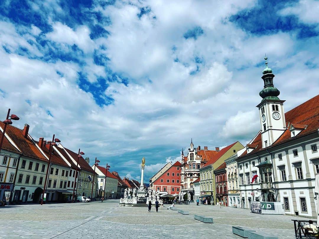 ポリーナ・ラヒモワのインスタグラム：「One day in Maribor #freetime #outofsport #relax #slovenia」