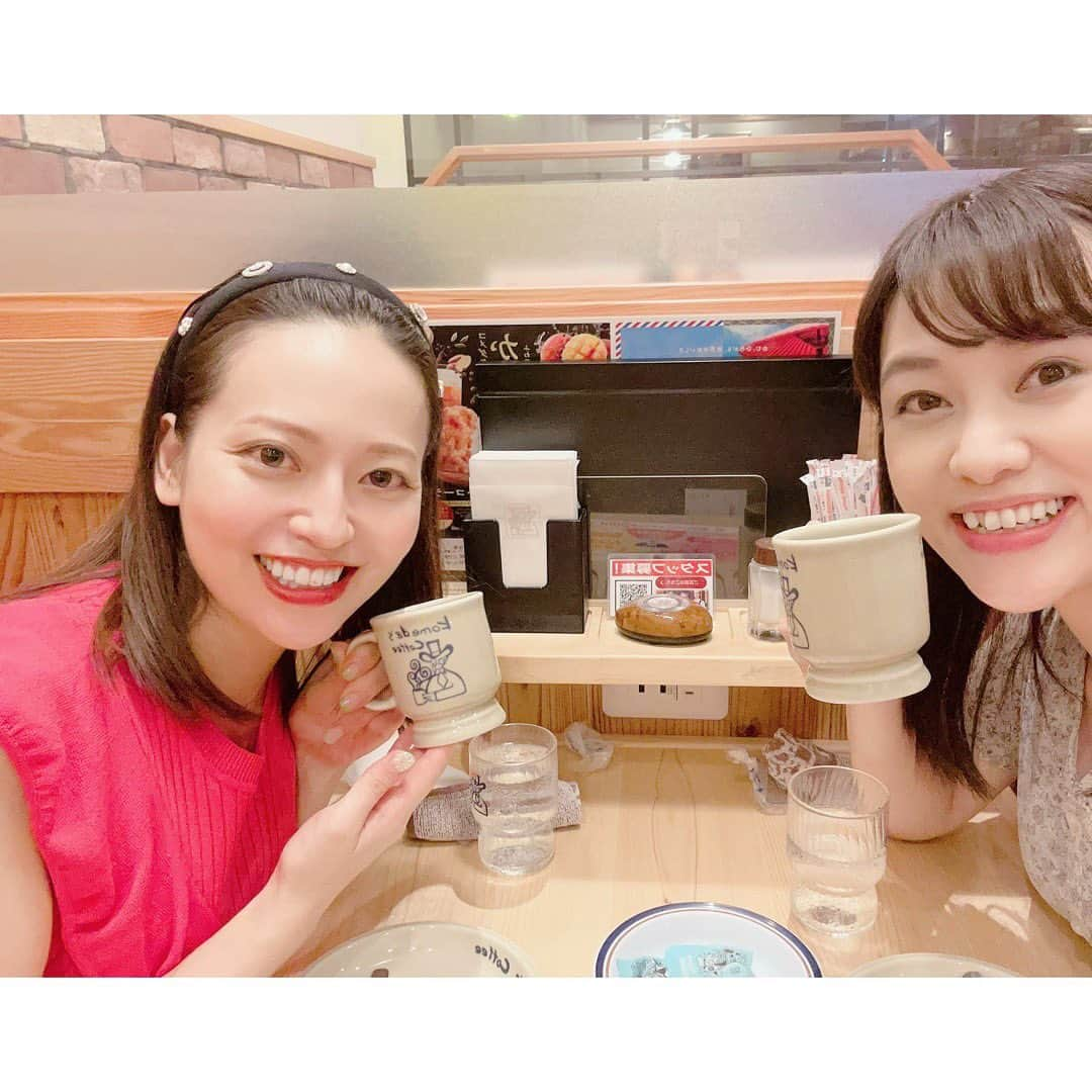 西村志野のインスタグラム：「＊ 先日、久しぶりに事務所の先輩 #河内優美子 アナにお会いできました🥰  #バレーボール  #Vリーグ のリポーターの お仕事を一緒にさせてもらってから もう6年くらい経ってびっくり❣️  いろいろなお話を伺えて　　 楽しくてあっという間の時間でした♡ 現場に1人で行くことが多いので 事務所の先輩にお会いできるの、 とても嬉しい☺️🧡 ＊  #cafe #コメダ珈琲 #リポーター  #アナウンサー #フリーアナウンサー #西村志野」