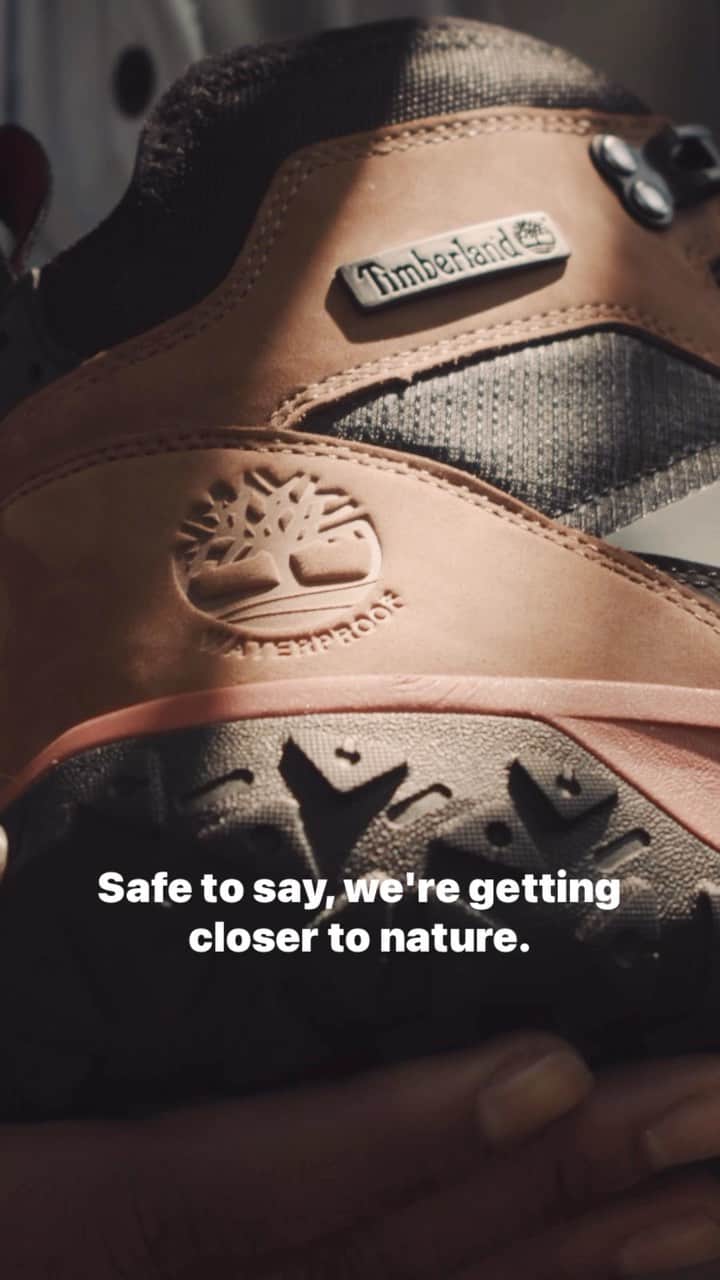 ティンバーランドのインスタグラム：「If you don’t know about the Greenstride™ Motion 6 Waterproof Mid Hiker, now you know 🌿🥾​ ​ The outsole includes 55% rubber sourced from farms using regenerative agriculture practices. ​ ​ We’re getting closer to nature in this one. Cop your pair now. ​ ​ #Timberland50​ #BuiltForTheBold​ #VentureOutTogether」