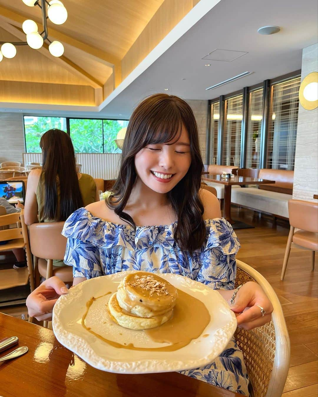 YOUKORINさんのインスタグラム写真 - (YOUKORINInstagram)「ハレクラニのふわふわパンケーキ🥞 めちゃくちゃ美味しかった🥹💓  #ハレクラニ#ハレクラニ沖縄#パンケーキ#🥞#沖縄旅行#沖縄#恩納村#恩納村ホテル#okinawa#halekulani#halekulaniokinawa#pancake」8月10日 23時16分 - xxy0uc0riinxx