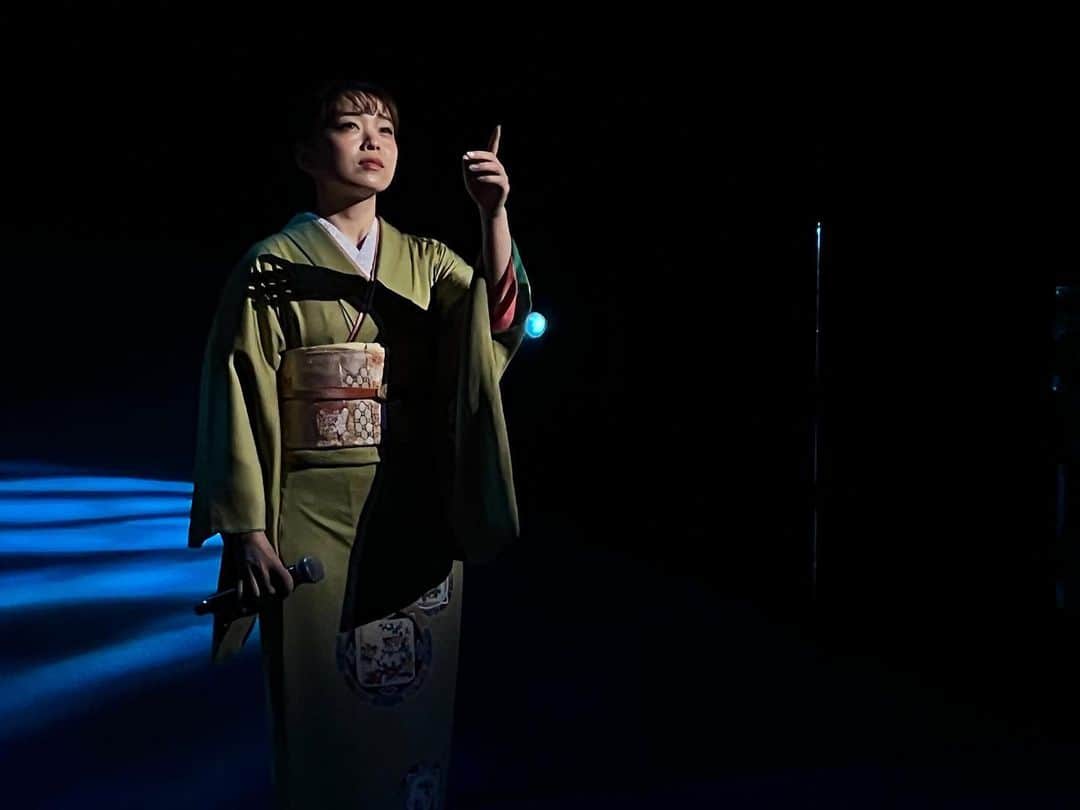杜このみのインスタグラム：「今日は、一門コンサート 知多公演でした💐 たくさんのお客様にご来場頂きまして、ありがとうございました☺️🌟 明日は犬山にて公演です✨ 頑張ります‼︎☺️✨  インスタライブ、出来るかなぁ〜♡と思っていたのですが、今日は遅くなり過ぎてしまったので、 また次回、宜しくお願い致します🥺🙏」