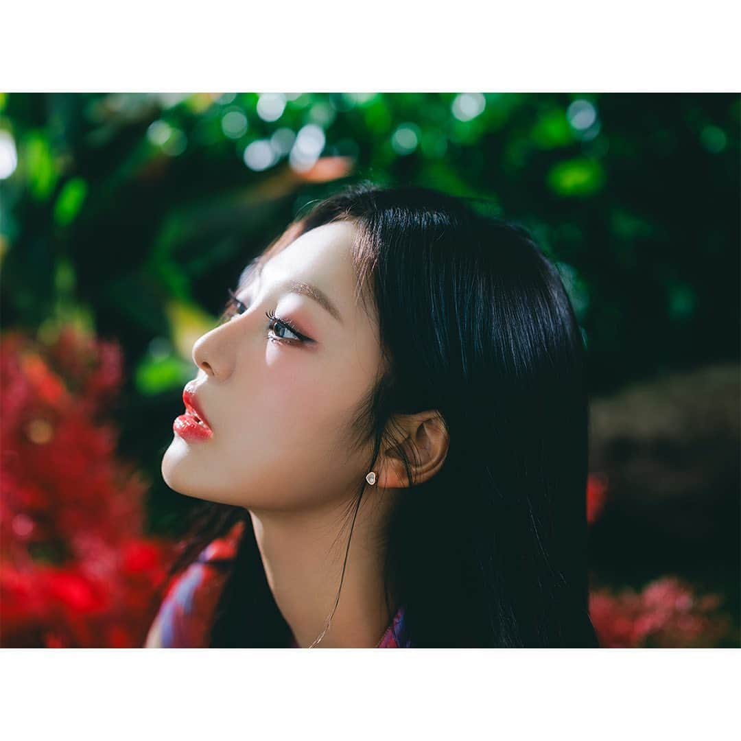 aespaさんのインスタグラム写真 - (aespaInstagram)「aespa 에스파 Digital Single ‘Better Things’ ➫ 2023.08.18 1PM(KST) / 0AM(ET)  🎧 Pre-Order & Pre-Save aespa.lnk.to/betterthings   #aespa #æspa #에스파 #WINTER #윈터 @imwinter  #NINGNING #닝닝 @imnotningning  #BetterThings #aespaBetterThings」8月11日 0時02分 - aespa_official