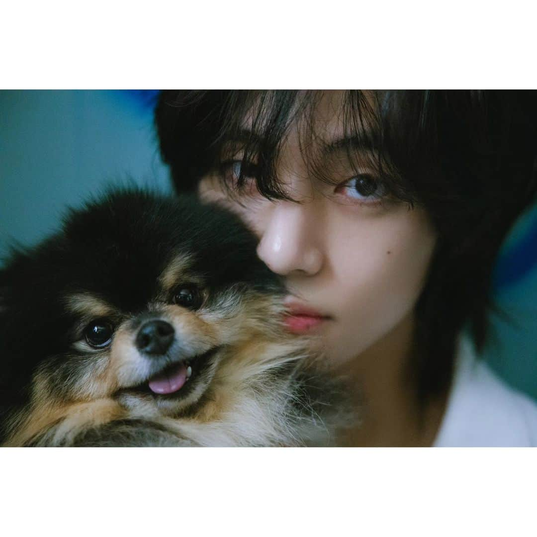 BTSさんのインスタグラム写真 - (BTSInstagram)「#V #뷔 #V_Layover Photo 1」8月11日 0時05分 - bts.bighitofficial