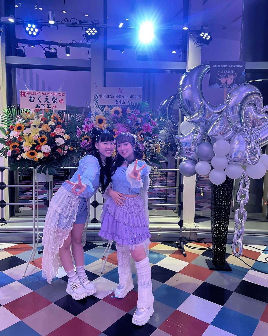 むくさんのインスタグラム写真 - (むくInstagram)「MUKUENA Fes with ME 2023ありがとうございました！❤️‍🔥  今年は2都市で開催することが出来て、内容もパワーアップして、みんなが心から楽しんでくれたのが伝わって本当に嬉しかったです🥰🫶🏻  今年はPOPUPもあったりと、こんなにたくさんのやりたいことが現実になって嬉しいです、全部いつも応援してくれてるみんなのおかげです..!本当にありがとう🥲✨🤍 これからも楽しませるよ！ だいすきだよーーー！！！🧤❤️‍🔥」8月11日 0時09分 - _.muu._