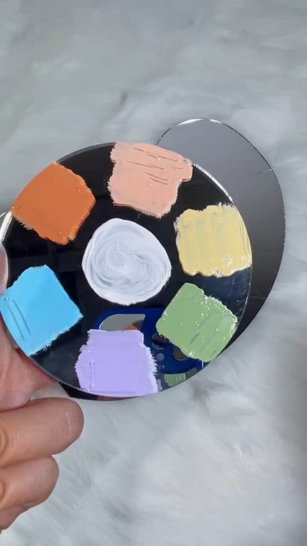 SHEINのインスタグラム：「Swatch and learn! 🎨😍 Paint your masterpiece with creamy perfect pastels and brush up on the concealers you need to get the complexion you'll love! 🖌️✨ @sheglam_official  🔎 20536584 20536585 20536569 20536567 20536581 20536573 20536580  #SHEIN #SHEINforAll #SHEINstyle #fashion #chic #saveinstyle #SHEGLAM」