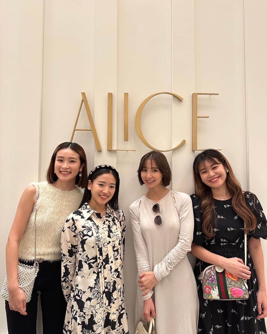 仲川遥香のインスタグラム：「まりちゃんin JAKARTA🇮🇩 アフタヌーンティーしてきたよ🫖 ジャカルタで有名なアフタヌーンティー可愛かったし美味しかった❤️  Marichan in jakarta🇮🇩 Selamat datang ke Indonesia! Hari ini aku afternoon tea di Alice ! Makanan cantik dan enak🫖💓  #indonesia #jakarta #afternoontea #alice #ジャカルタ生活 #アフタヌーンティー」