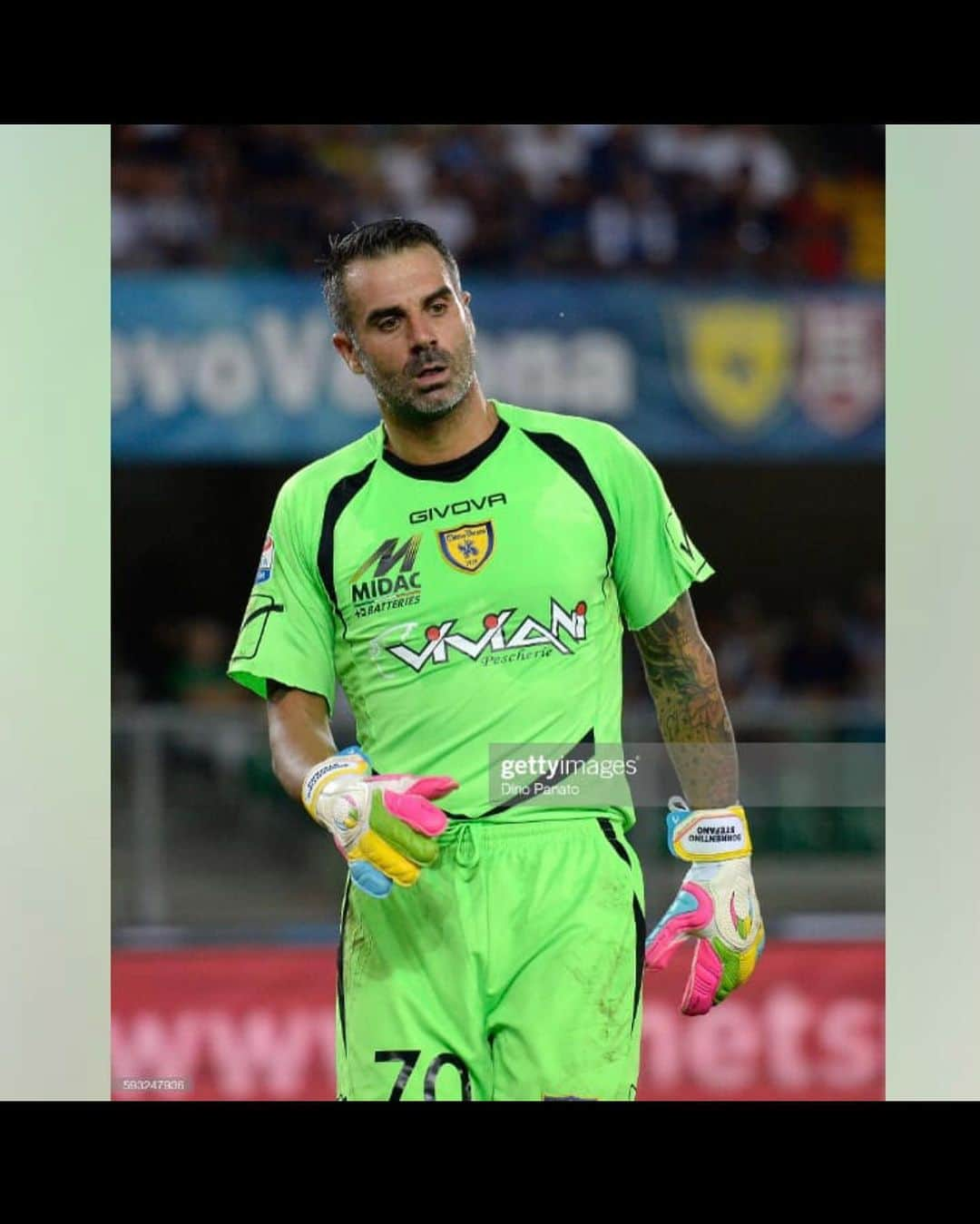 ステファノ・ソレンティーノのインスタグラム：「Uno di quei portieri che mi faceva balzare dalla sedia: Stefano Sorrentino🧤#stefanosorrentino#chievoverona#hosoccer」