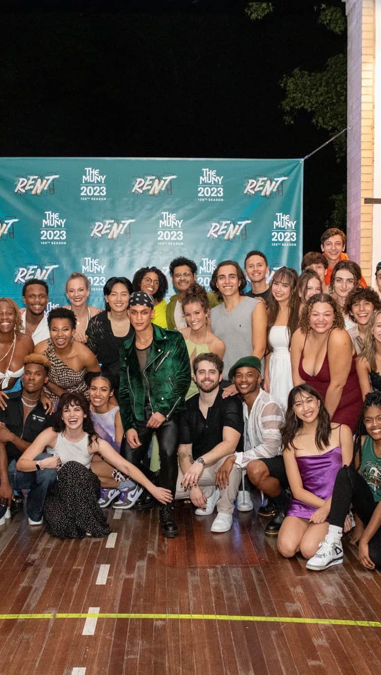 リンジー・ピアースのインスタグラム：「A leap begins 🤍   We say goodbye to the East Village today. These past three weeks have felt so much longer and so much shorter than they ever could. A challenge, a growing and a blessing. The people have, yet again, made it an unforgettable experience.  Viva la vie Boheme ❤️」