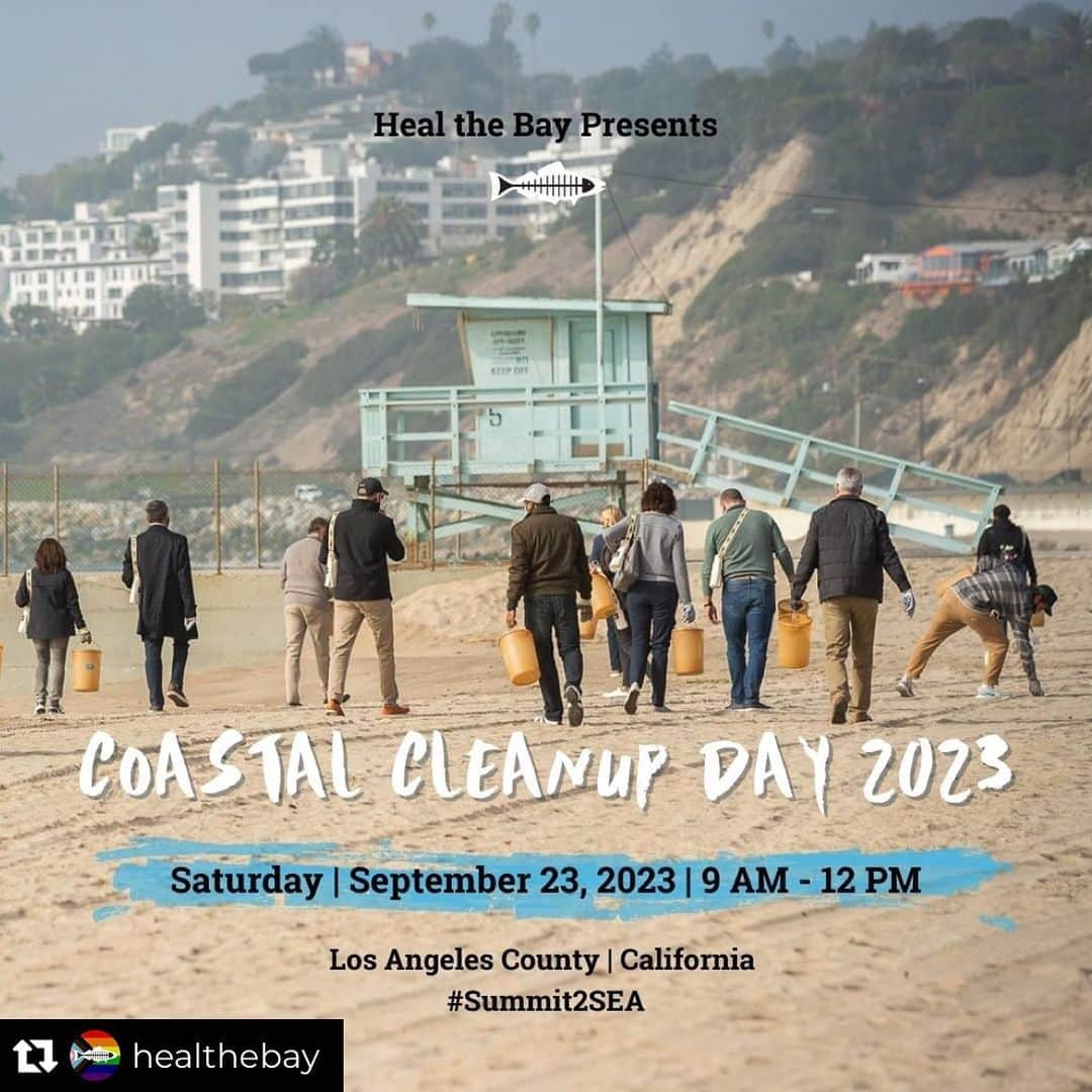 シャロン・ローレンスさんのインスタグラム写真 - (シャロン・ローレンスInstagram)「Biggest day of our @healthebay volunteer year is coming up. It’s a great way to cleanse your spirit while cleaning up the beach 🌊 Repost from @healthebay • 🎉2023 COASTAL CLEANUP DAY countdown has officially begun & VOLUNTEER REGISTRATION is live.    #LINKINBIO to: 💪Sign up to Volunteer 📍Find a Cleanup Site ⚓️Become Coastal Cleanup Day Site Captain 🪣Contact our #CCD Team 📜Obtenga materiales para sitios de limpieza de habla hispana.  Mark your calendar for September 23, 2023, and join us for #CoastalCleanupDay2023!   Last year, on #CCD2022 4,583 Heal the Bay volunteers gathered across LA County to remove 11,298 pounds of trash and 313 pounds of recyclables from our watersheds, neighborhoods, and coastline. With your help, we can make an even bigger impact in 2023. #protectwhatyoulove 💙」8月11日 2時49分 - sharonelawrence