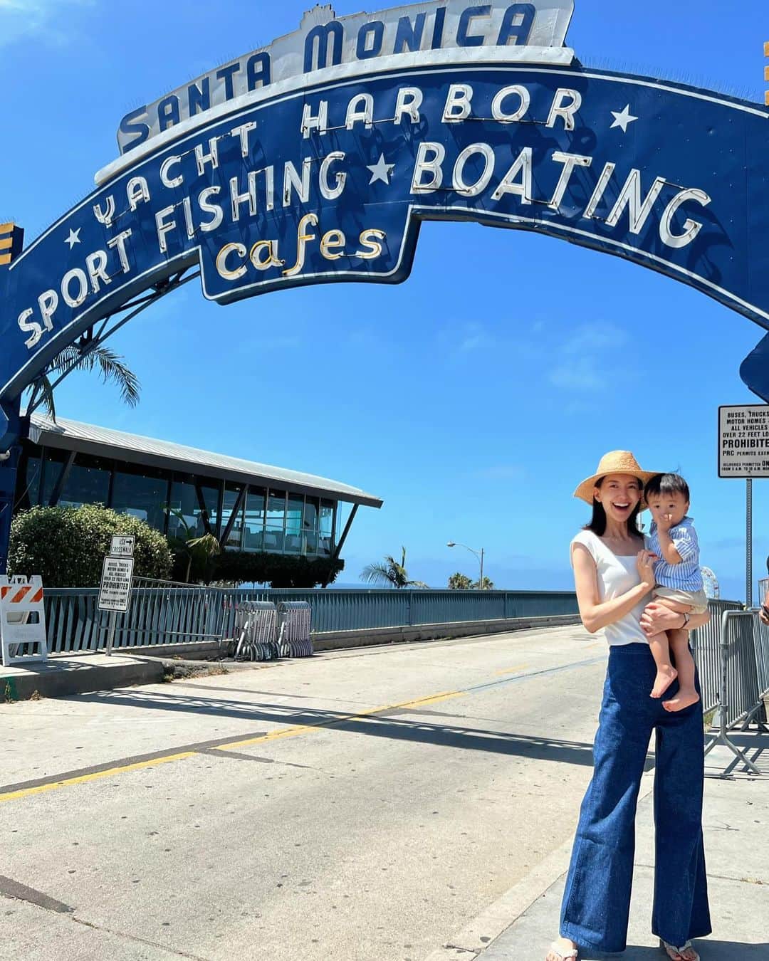 大出千尋のインスタグラム：「. LAでの定番コース巡り🤍  #santamonica#losangeles#venicebeach  #サンタモニカ#ロサンゼルス#ロサンゼルス旅行」