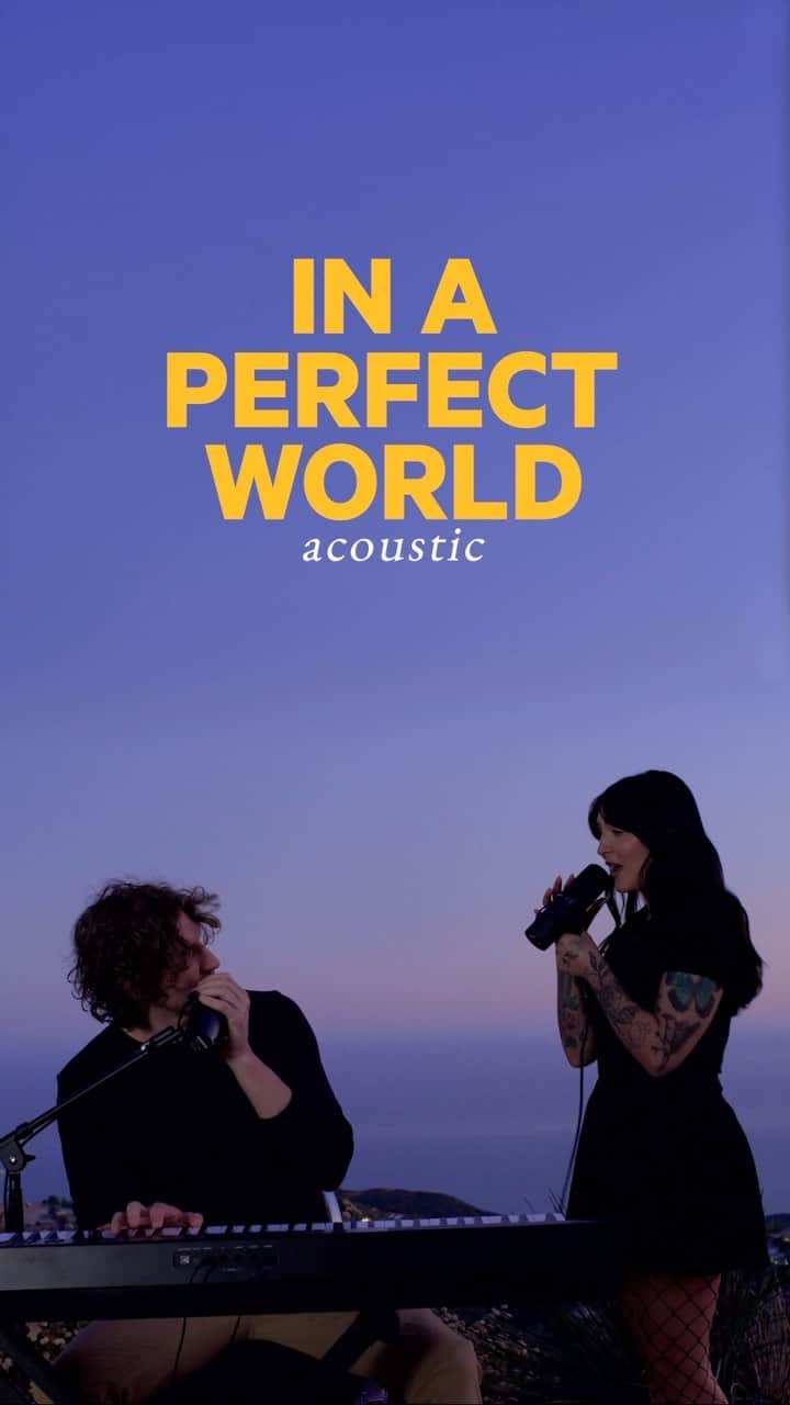 Julia Michaelsのインスタグラム：「In A Perfect World acoustic is out EVERYWHERE NOW 💛」