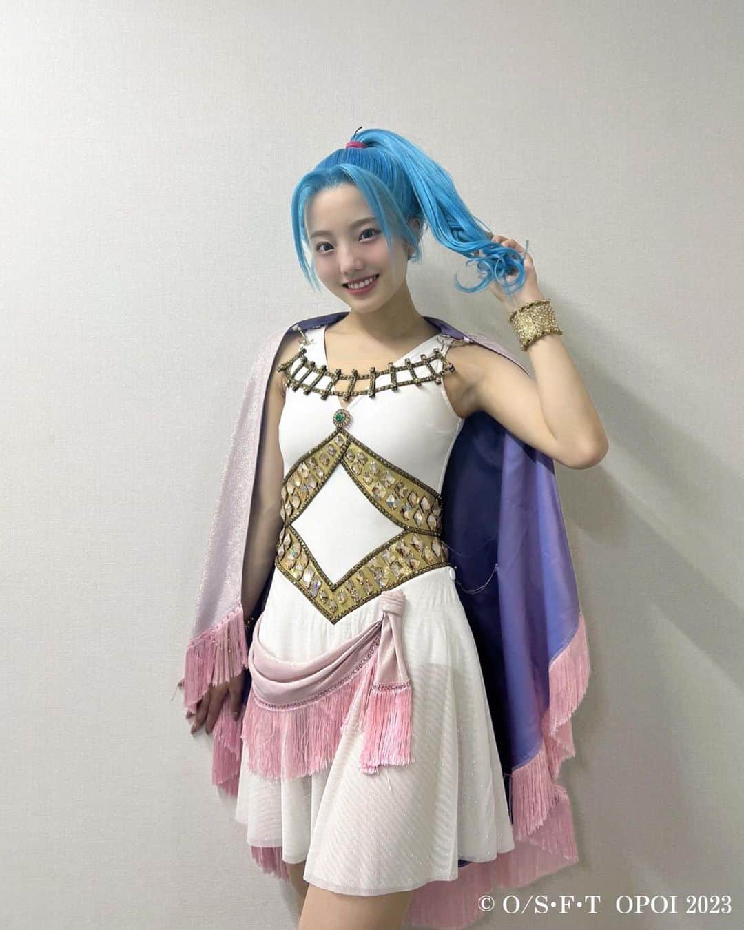 本田真凜のインスタグラム：「🩵 #ワンピースオンアイス」
