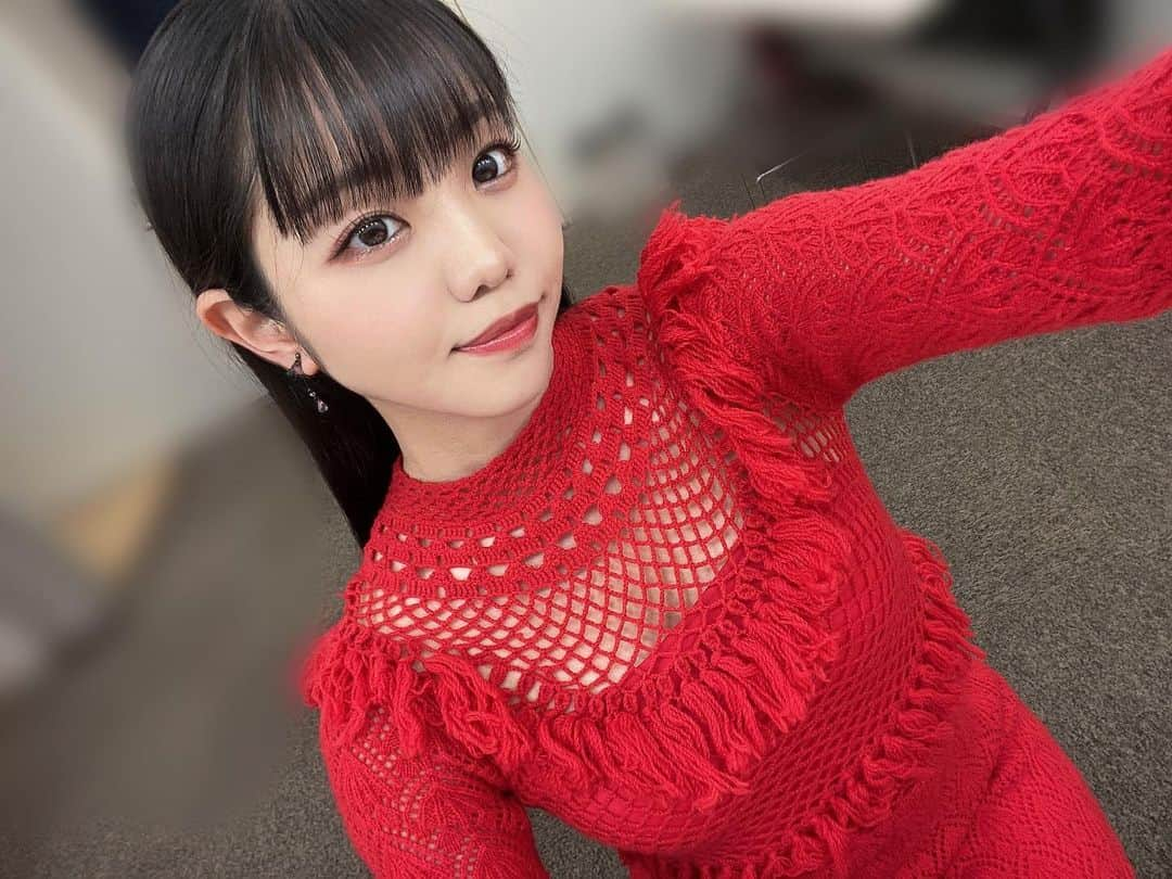 佐藤日向のインスタグラム：「. ♥️」