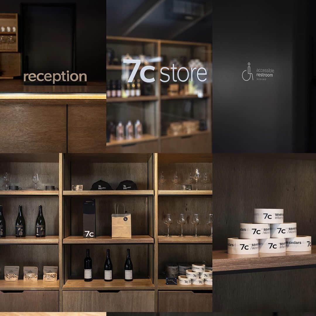 川上俊さんのインスタグラム写真 - (川上俊Instagram)「7c winery / store & lounge ：  (brand design by artless inc. / cafe produced by artless craft tea & coffee @artlesscraft +  @shunkawakami / food direction by @miho.kawakami.5 ) ー  A wine store and lounge opened at the Kawaguchiko 7c winery. The lounge offers wine tastings and food, as well as artless craft's original speciality blends and organically grown roasted tea to enjoy a relaxing time. The interior design of this café store space and the development of café items, menu development, content and operational production is also a parallel project to the brand design. If you are visiting the Mt Fuji or Lake Kawaguchi area, please stop by.  河口湖7cワイナリーにオープンしたワインストアとラウンジ。ラウンジではワインテイスティングとフード、また、artless craft のオリジナルスペシャリティブレンドや有機栽培された焙じ茶などでゆったりとした時間を楽しめるようにしました。このカフェストアスペースのインテリアデザインとカフェのアイテム、メニュー開発、コンテンツやオペレーションプロデュースも、ブランドデザインと並行して行っているプロジェクトです。富士山や河口湖方面へお越しの際は、ぜひお立ち寄りください。  #shunkawakami  #artlessinc」8月11日 9時39分 - shunkawakami