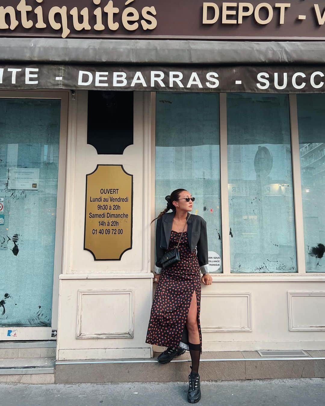 小竹麻美さんのインスタグラム写真 - (小竹麻美Instagram)「Paris 🍓🇫🇷☕️  スニーカーげっと🤍 シアーソックス持っていっててよかった〜！」8月11日 16時57分 - asamikotake