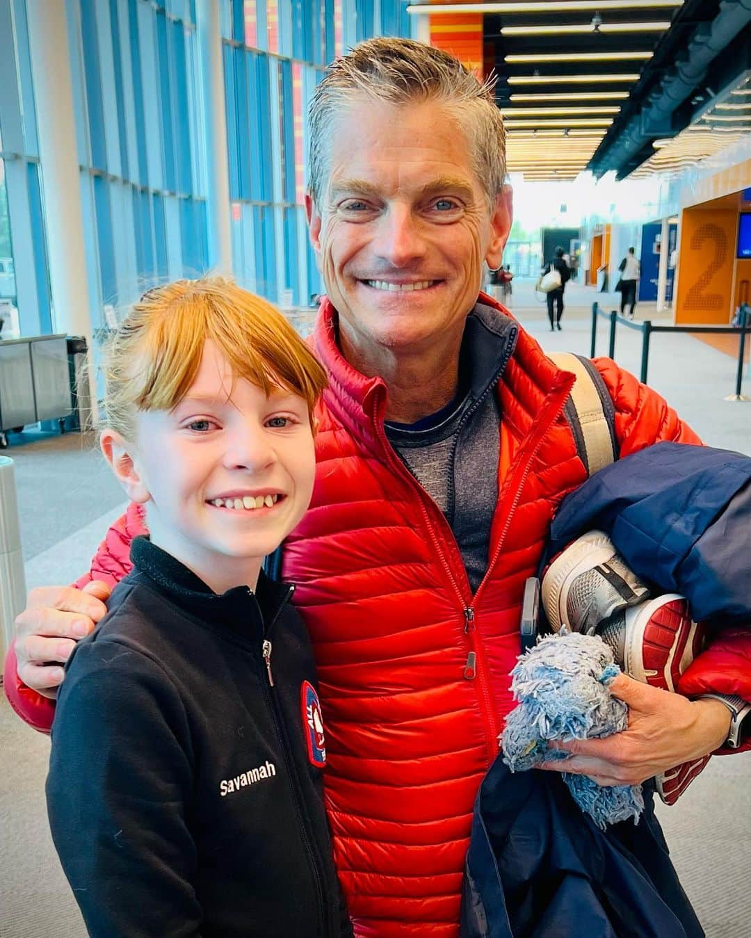 ジェシカ・カラランさんのインスタグラム写真 - (ジェシカ・カラランInstagram)「A memorable 2 weeks it has been. Not only to have one but TWO very special guest coaches at @greatparkice to teach the kiddos ⛸️💞   - @kristen.mita coached me for 3 years back in 2007. Kristen has not only impacted my skating career but she also has positively impacted me in life. I owe so much to her for my foundation of skating as well as my coaching approach🩷 I loved watching her work with some of my students!!!   - @gowylie … is well, Paul Wylie!! What an absolute honor for my kids to have worked with the 1992 Olympic Silver Medalists. Watching him teach the next generation of skaters has been so sweet to see 🩵」8月11日 11時47分 - jessicacalalang