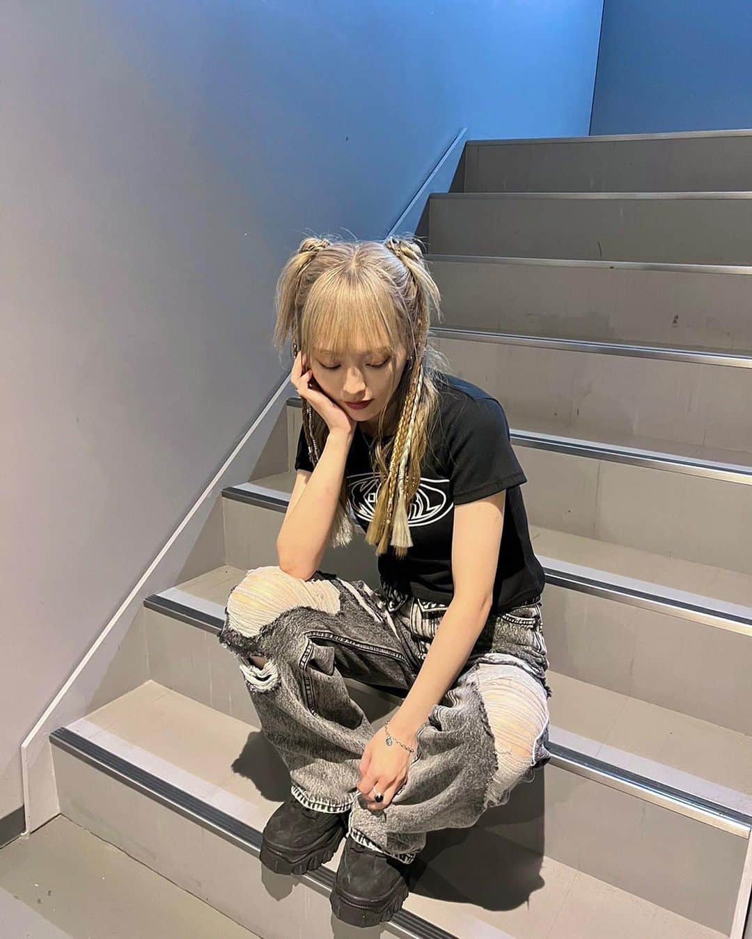 のインスタグラム：「⁡ ⁡ ハイトーン飽きたかも。 ⁡ ⁡」