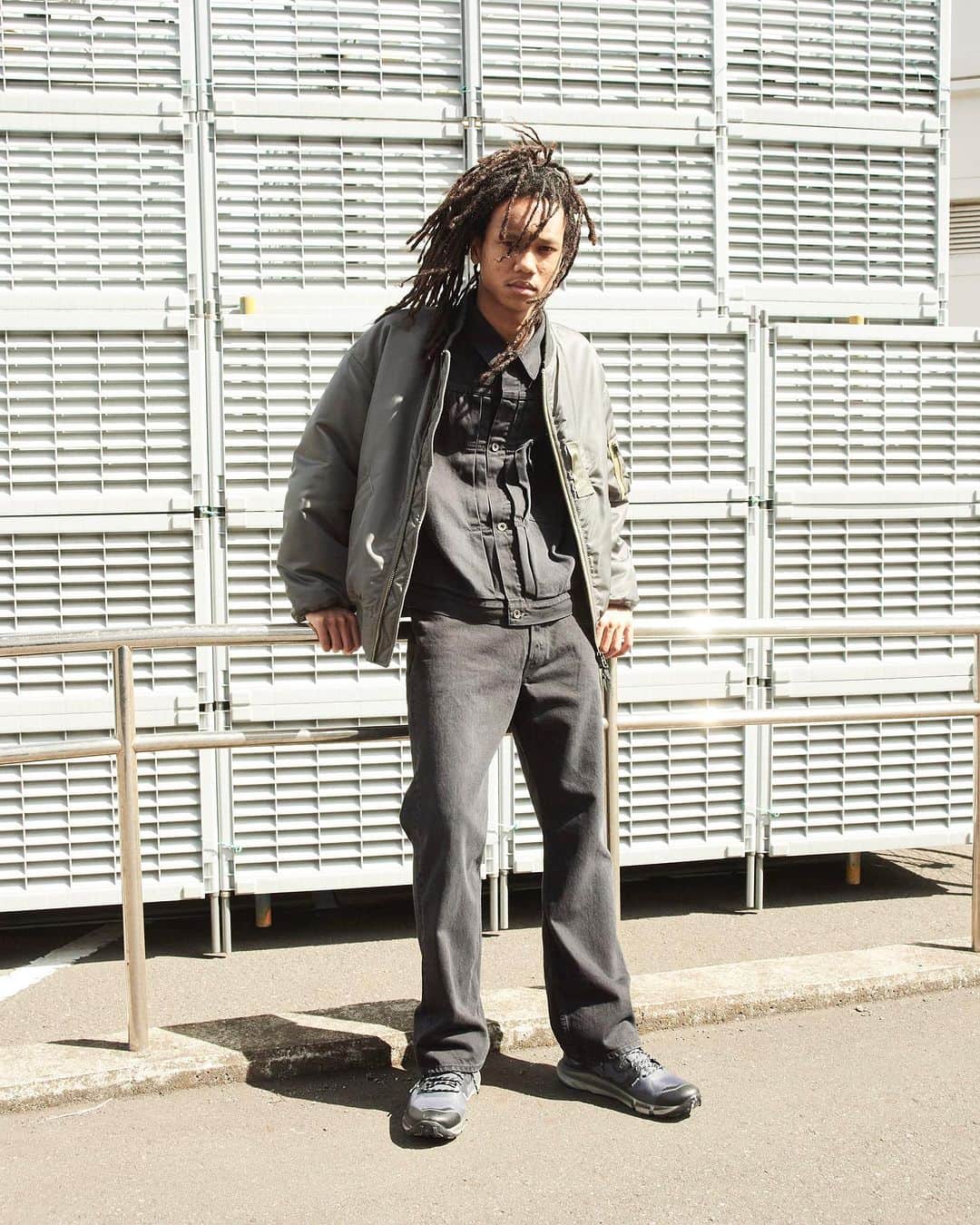 のインスタグラム：「. marka 23FW LOOK  66NAYLON TWILL MA-1 price ¥81,400(tax in) col. SAGE GREEN delivery: OCTOBER  ORGANIC COTTON 12oz DENIM  TYPE 1 DENIM JACKET price ¥44,000(tax in) col. BLACK delivery: AUGUST  ORGANIC COTTON 12oz DENIM SHOE CUT JEANS price ¥35,200(tax in) col. BLACK delivery: JULY  #marka @markaware_marka_official @markaware_marka_shop  Photograpy : @keita.goto Stylist : @yoshiaki__komaysu Hair : @hirokazu_endoo Model : @valentinbouman @mika」