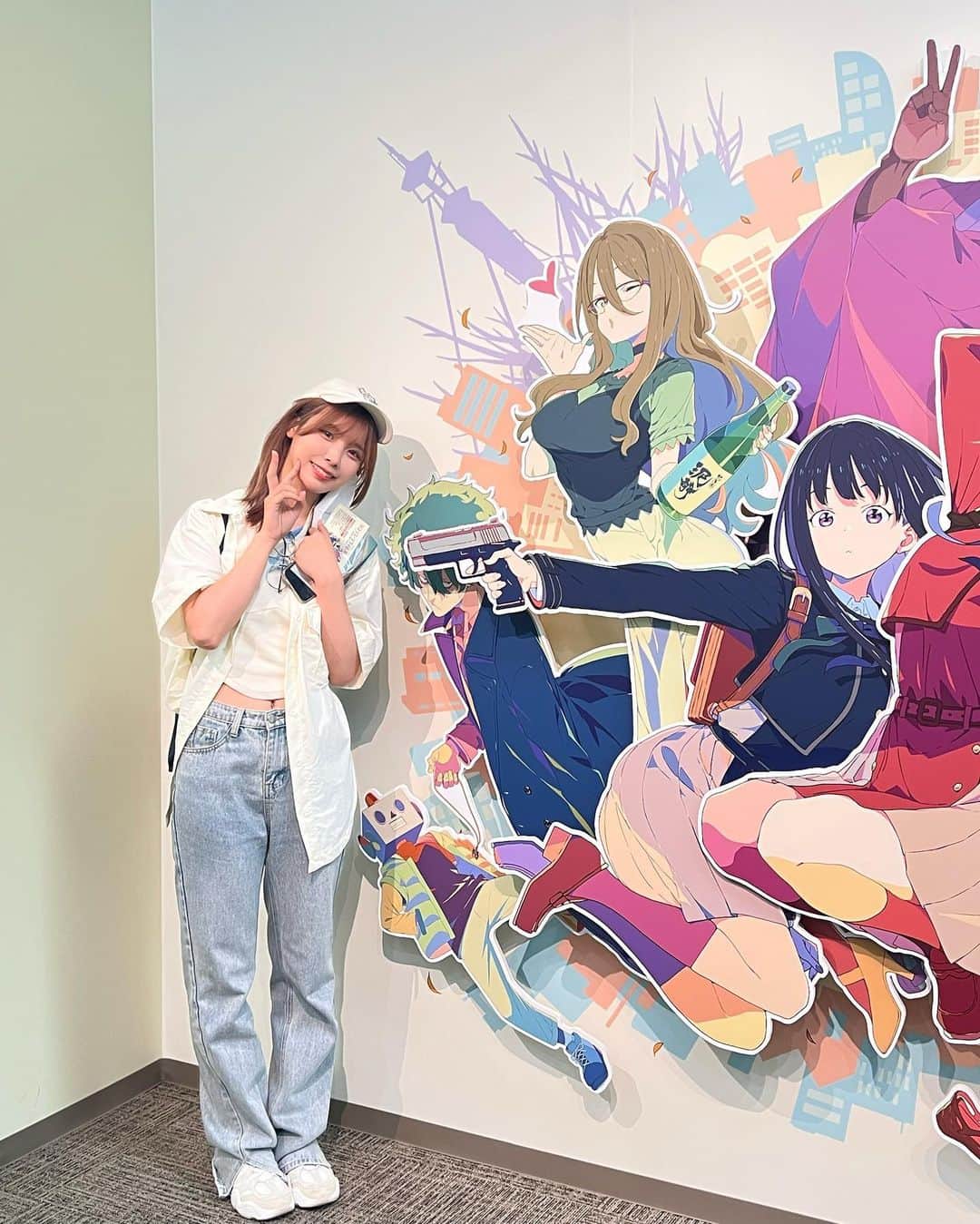 Liyuu（リーユウ）のインスタグラム：「リコリス展！！めっちゃ並んだ....！ 全部すごくて満載✨ 時間あって行けてよかった🥹」