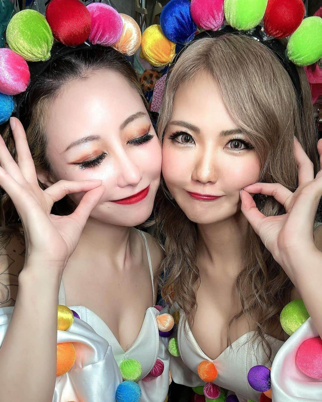 KARENのインスタグラム：「、 ぷにぱにぐみっ！笑 、  #バーレスク東京 #バーレスク #バーレスク東京かれん #六本木 #ショーパブ #ショー #ダンス #burlesque #ショーガール #エンターテインメント  #burlesquetokyo #dance #roppongi #xoxo #girl #me #l4l #show #showgirl #dance #dancer #japan #japanesedancer #instagood #ダンス好きな人と繋がりたい」