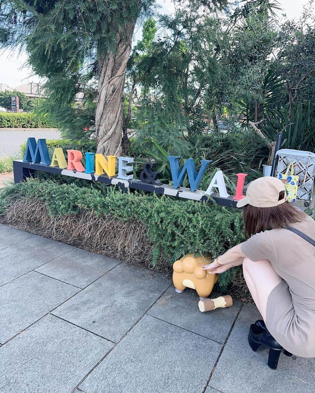 諸星みゆさんのインスタグラム写真 - (諸星みゆInstagram)「💙 ⁡  ポケモンWCS2023 横浜みなとみらいイベント ⁡ マリンウォークのポケジェニック見てきたよ🦫 ⁡ ビッパ は おしりだけ出てて とってもぷりちー🤣笑 ⁡ マナフィ&フィオネ も美しい🤤💗  マリンウォークの御三家は ナエトル ヒコザル ポッチャマ でした💙 ⁡ 暑すぎて汗やばかったのだけど ましろ氏が加工で良さげにしてくれました☺️ ありがとう🤍🤍 @mashiroui  ⁡ ⁡ ┈┈┈┈┈┈┈┈┈┈┈┈┈┈┈┈┈┈┈┈ ⁡ 📍マリンウォーク横浜 ⁡ ┈┈┈┈┈┈┈┈┈┈┈┈┈┈┈┈┈┈┈┈ ⁡ ⁡ #みなとみらい  #マリンウォーク #ポケモン  #ポケスタグラム  #ポケジェニック #フォトジェニック #ポケモンwcs  #ポケモン #ピカチュウ #ピカスタグラム #ポケスタグラム #ポケモンだいすきクラブ #ポケモン好きと繋がりたい  #wcs2023 #wcs  #wcs2023  #pokemon #pokemonworldchampionships  #pokestagram #pikachu #pikastagram #pokemonfan #pokemoncommunity #pokemonplush #pokemoncollectors #pokemoncollections #pokemoncenteronline #pokemonwcs#pokemonwcs2023 #pokegenicyokohama #pokemonworld#pokemonworlds #pokegenic」8月12日 0時38分 - miyucheese.ig