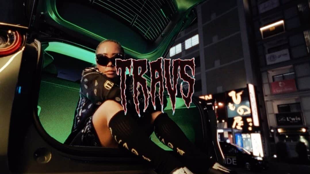 ルナのインスタグラム：「Check out @travsod × my new video on IG😈 . MONEY ROLL feat RYUZO 💴 世界狂わすCaaaaash!! . 👑HAPPY BIRTHDAY HIPHOP CULTURE👑 1973/8/11 #travis #streetstyle #hiphop #hiphop50 #japan」