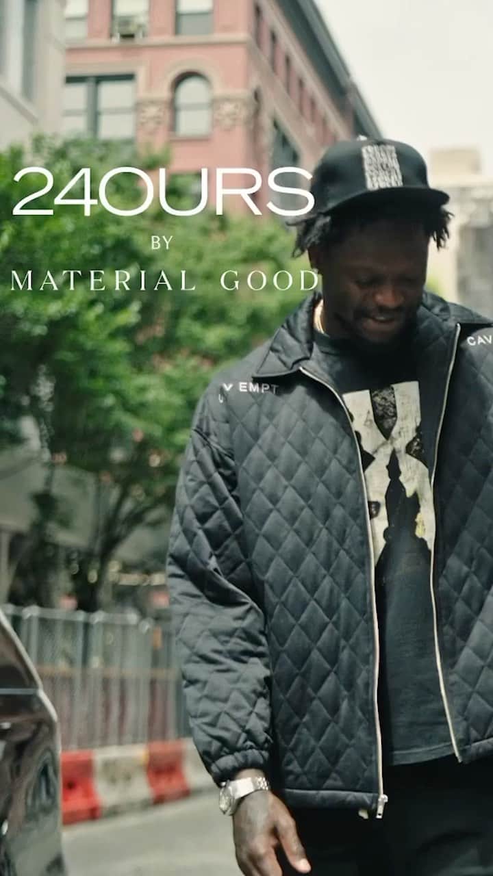 ジュリアス・ランドルのインスタグラム：「Watch talk with my brother @lifeofyoni for @materialgood ⌚️」