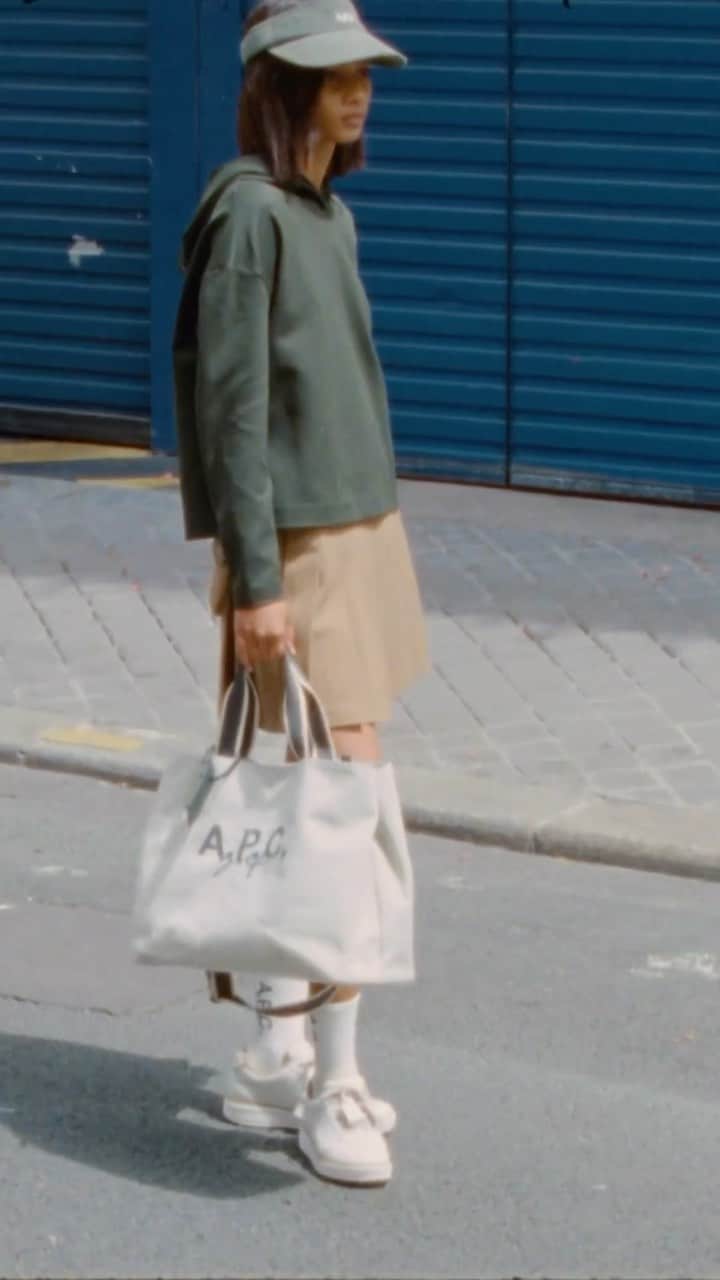 アーペーセーのインスタグラム：「@apcgolf Fall Winter 2023.  Elevate your game with playful A.P.C. silhouettes for the golf course and beyond.   Exclusively available in Japan and South Korea, in stores and online.  A.P.C. GOLF SHINJUKU TAKASHIMAYA 9F 5-24-2 Sendagaya Shibuya-ku, Tokyo 151-8580 Japan  A.P.C. GOLF SHINSEGAE GANGNAM 7F, Shinsegae Gangnam Department store 176, Sinbanpo-ro, Seocho-gu, Seoul South Korea  #APCParis #APCGolf」