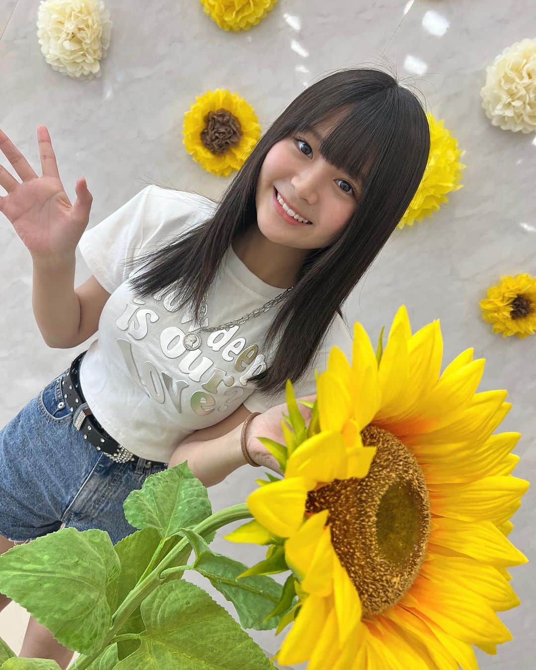 伊與田綾音のインスタグラム：「台風大丈夫かな〜？😖」