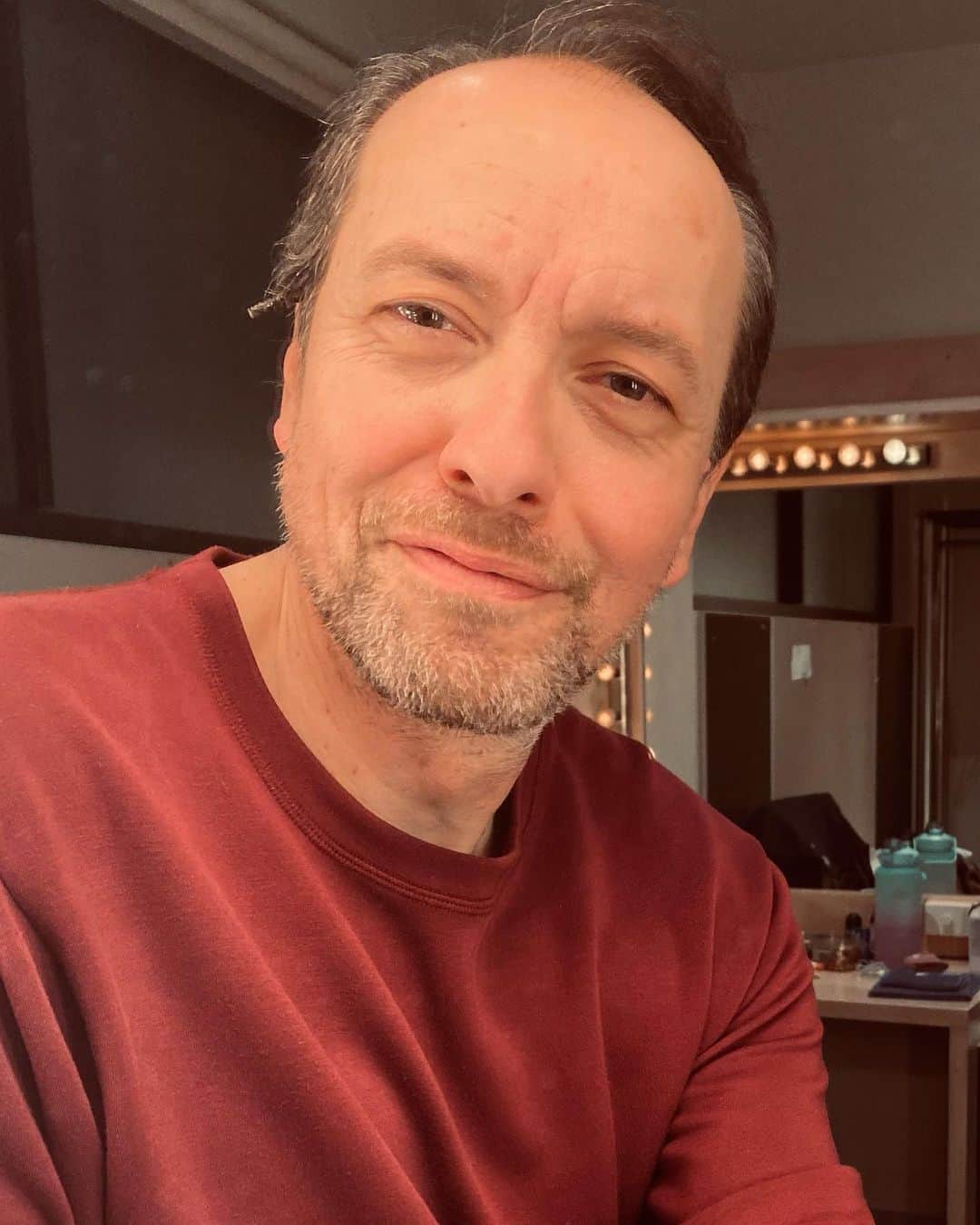 スティーブ・マウザキスのインスタグラム：「Opening night   Escaped Alone & What If If Only  By Caryl Churchill   Directed by @annelouisesarks   @melbtheatreco   We’re here. We’re Now.   X」