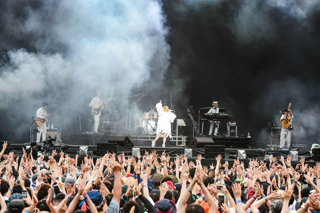 フジロック・フェスティバルさんのインスタグラム写真 - (フジロック・フェスティバルInstagram)「📸 YUKI JULY 30 SUN - GREEN STAGE  Photo : Teppei Kishida #YUKI #fujirock #fujirockfestival #フジロック」8月11日 18時00分 - fujirock_jp