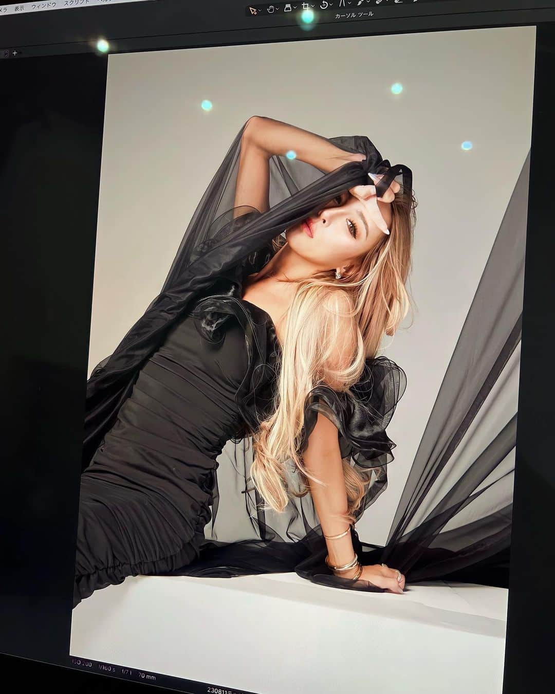 GENKINGのインスタグラム：「Ad Shoot📸 I’ve reached my weight loss goal💪💪💪 減量に成功して、着たかった洋服が着れるようになって自信がめちゃくちゃ増えた😊 何が綺麗かなんて、正解はなくて、 私がなりたい自分になりたいから減量したの✨ 1回の人生私はなりたい自分を手に入れるのよ🥰  人生は想像以上に早い🤣 みんなも自分の人生を大切にね🫶」