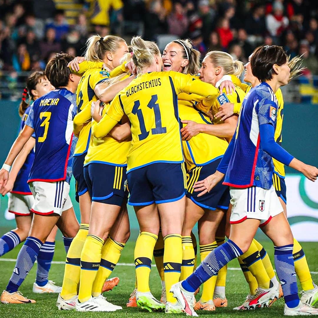 Goal Japanさんのインスタグラム写真 - (Goal JapanInstagram)「🇯🇵 #なでしこジャパン、準々決勝敗退 🇸🇪 #スウェーデン女子代表 に2点のリードを奪われた日本は、終盤に猛攻を仕掛け87分に林穂之香がゴール！1点差に詰め寄るが、同点に追いつくことができず1-2の敗戦。通算9回目の挑戦となった #女子ワールドカップ はベスト8で敗退、スウェーデンは2大会連続の準決勝進出を決めた。(Photo: Getty Images)  #soccer #football #womanfootball #womensoccer #FIFA #fifawomensworldcup #womensworldcup #daihyo #nadeshiko #nadeshikojapan #japan #sweden #サッカー #フットボール #女子サッカー #サッカー日本代表 #⚽」8月11日 18時50分 - goaljapan