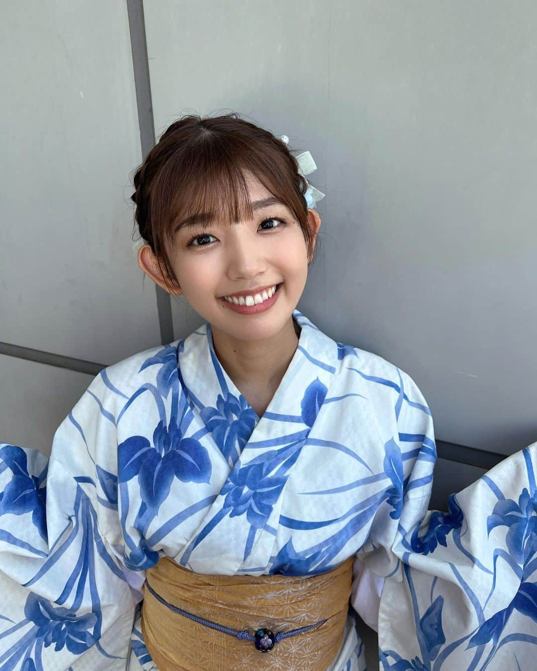 里菜のインスタグラム：「初浴衣✨ 今年は涼しそうな柄を選びました🎐」