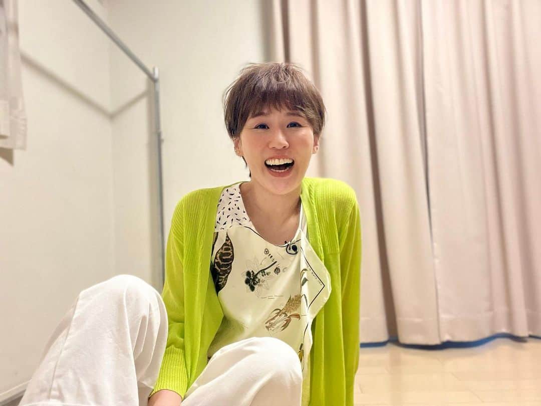 のインスタグラム：「ひたすら癒されるロケ😳✨  ご褒美ロケみたいな。。  何もしてないんだけど😚」
