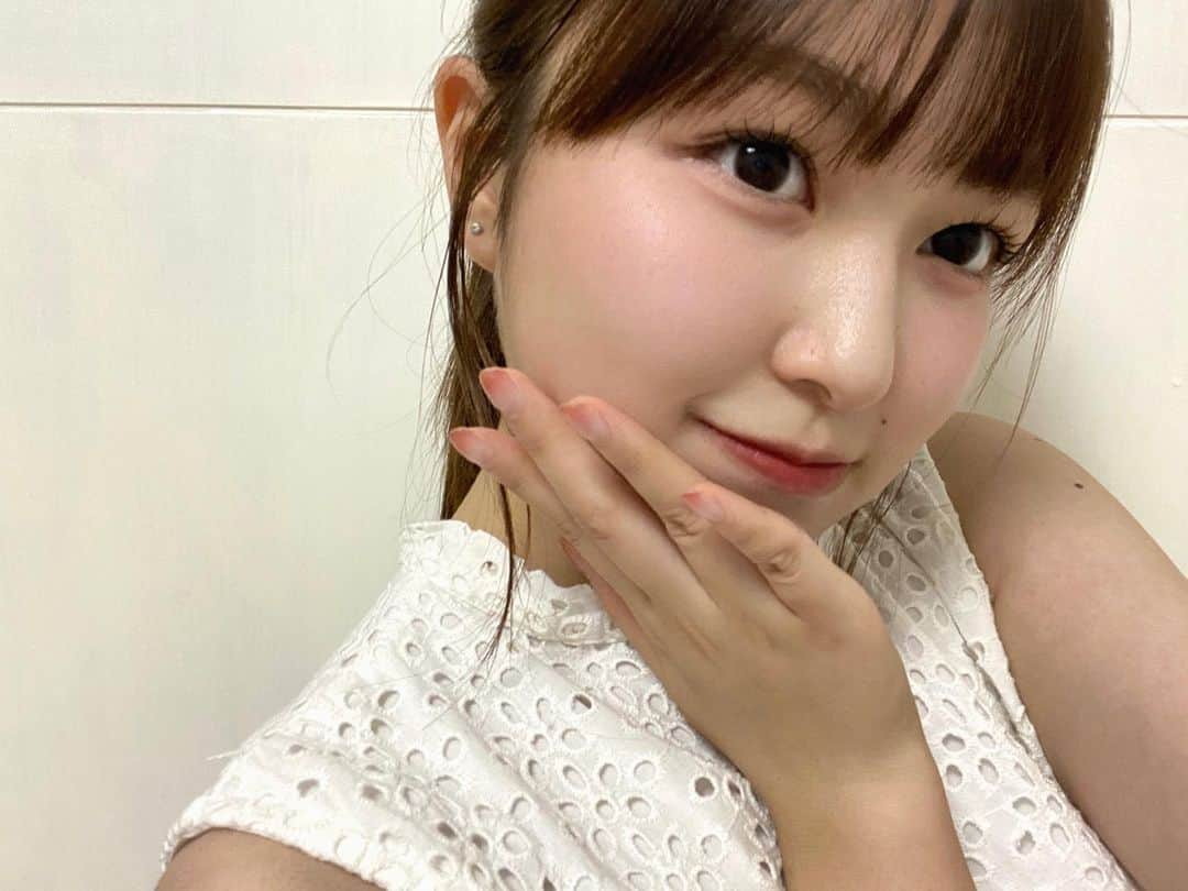 野崎奈菜さんのインスタグラム写真 - (野崎奈菜Instagram)「⁡ 頼まれたお洋服で撮った写真 何枚か撮ったよ🙌🏻」8月11日 19時20分 - lunelapin_na7