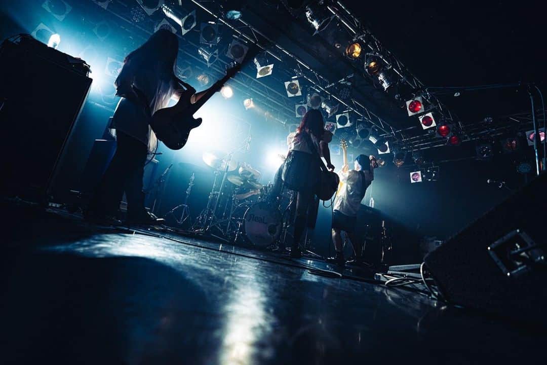 リアルさんのインスタグラム写真 - (リアルInstagram)「ЯeaL Яock Яevolution vol.13 ЯeaL vs Suspended 4th  2023.08.10 @ NAGOYA ell.FITS ALL Thank you!!  photo by （ @shomawowwow ） #ЯeaL #ЯeaL10周年 #Suspended4th」8月11日 20時21分 - real.girlsband