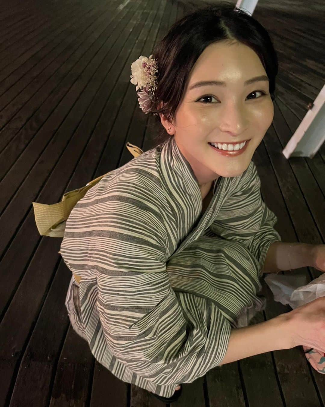 本庄鈴さんのインスタグラム写真 - (本庄鈴Instagram)「⁡ ⁡ ⁡ ⁡ お水しっかり飲みながら 夏思いっきり楽しんじゃお𓂃 𓈒𓏸 ⁡ ⁡ ⁡ ⁡ ⁡ ⁡ #instagram  #japanese  #summer  #夏祭り  #浴衣  #花火  #屋台  #りんご飴」8月11日 20時20分 - honjo_suzu