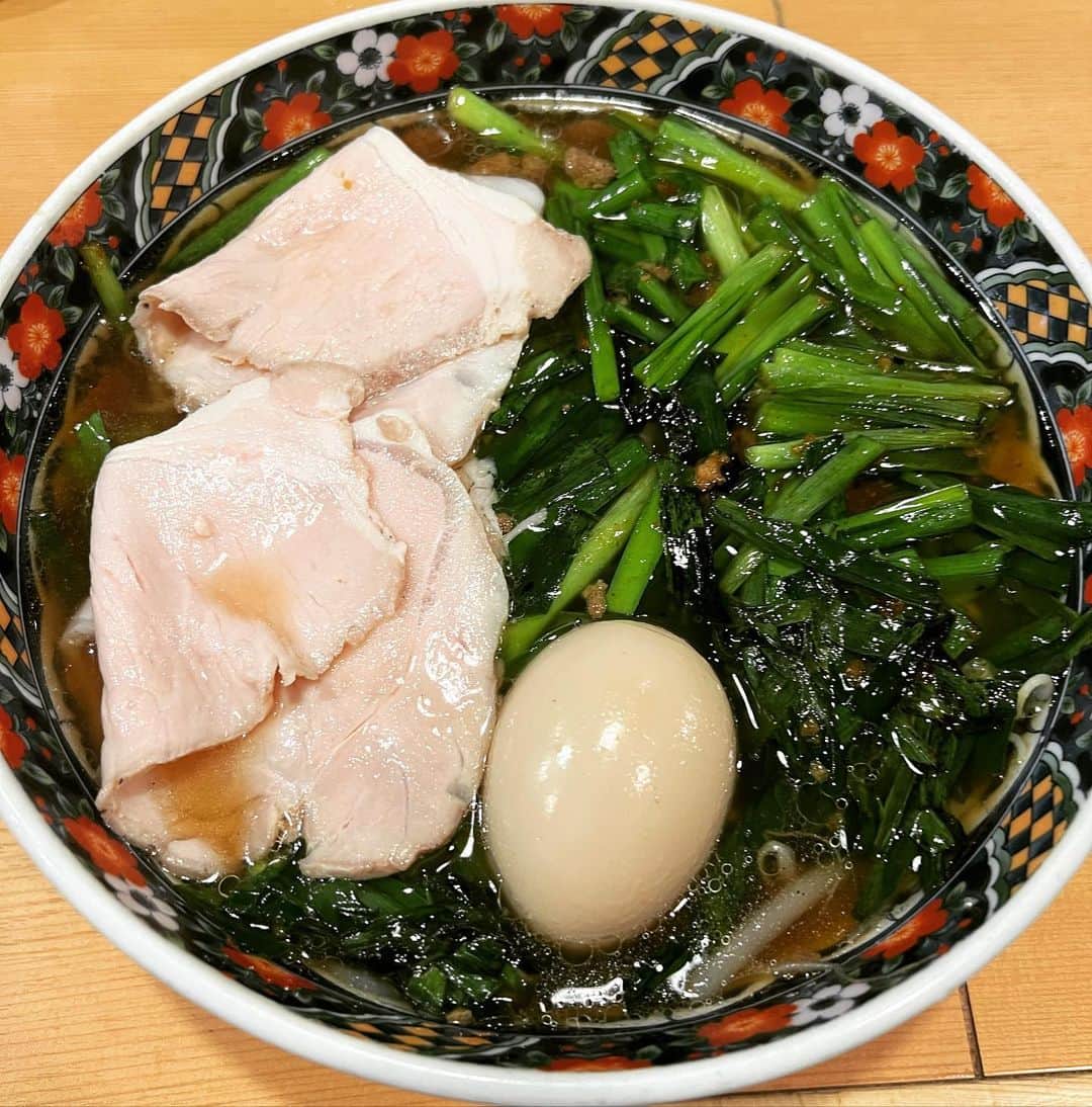 バカリズムのインスタグラム：「優勝。」