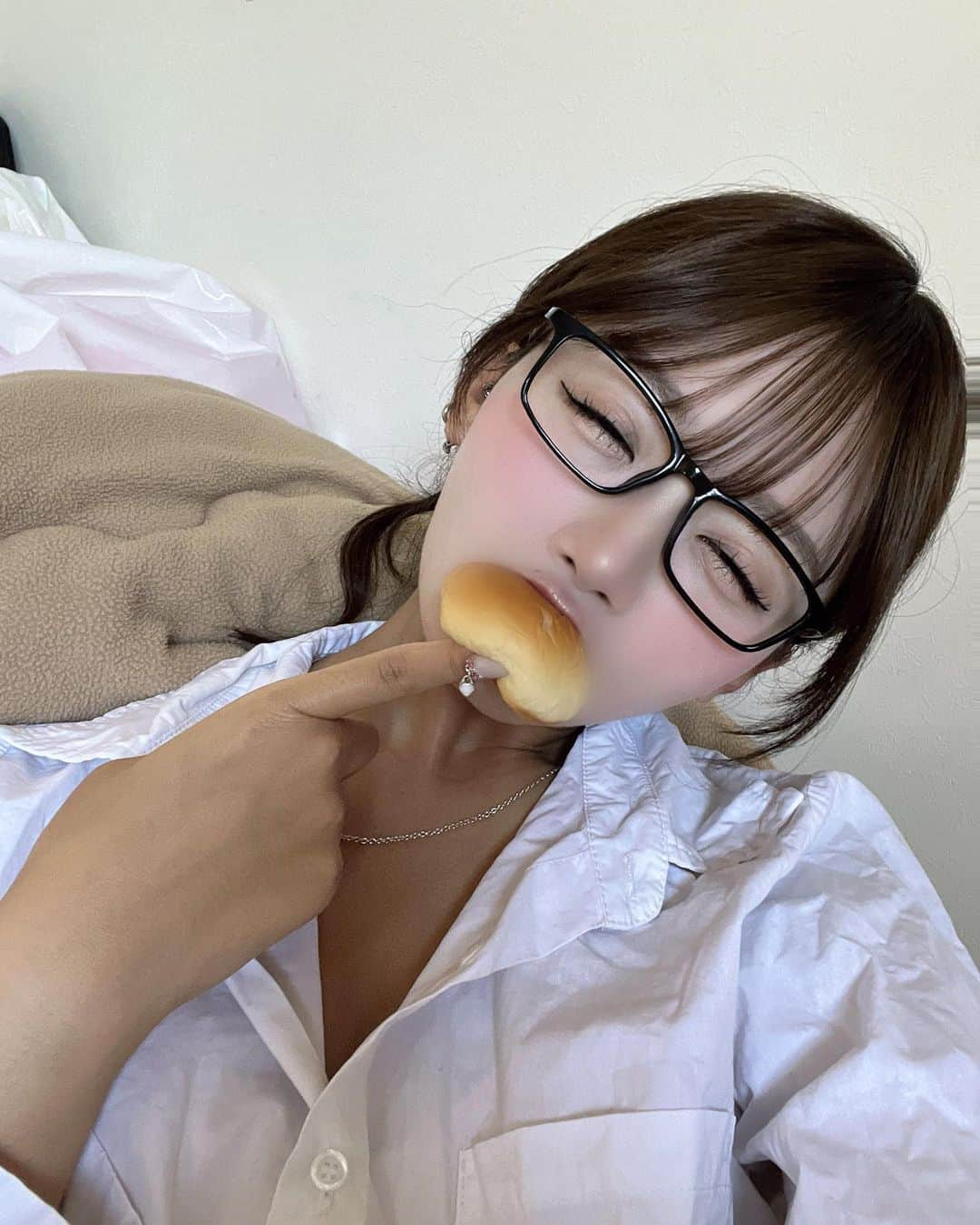 山本姫香さんのインスタグラム写真 - (山本姫香Instagram)「高校の時は毎日菓子パン食べてた🥐」8月11日 21時31分 - _himeka0904_